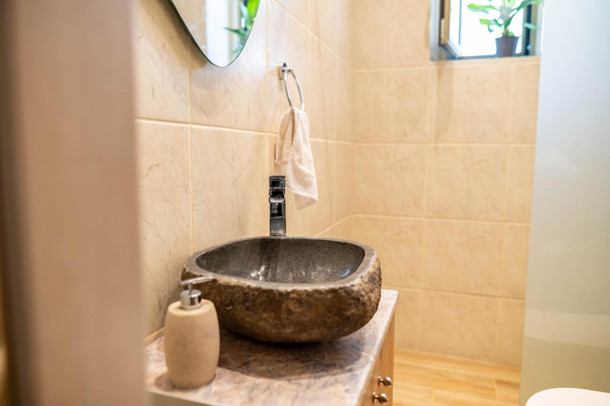 Kosnian City Suites B Exteriér fotografie